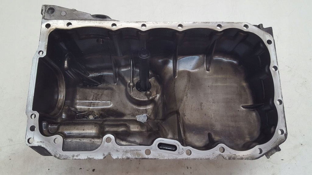 фото №1, Поддон масляная bmw e60 2,0d