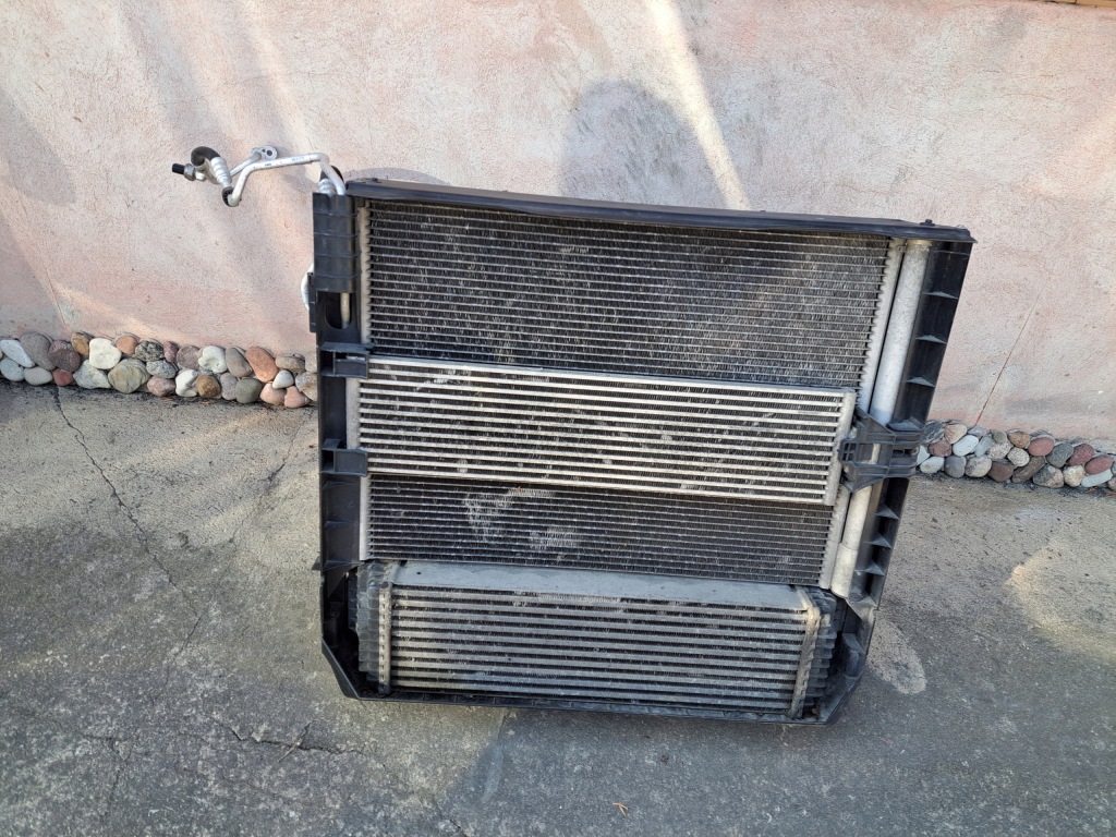 Bmw x5 f15 4.0e n20 гібрид комплект радіатор 7807624 7646751 7634467 в Україні