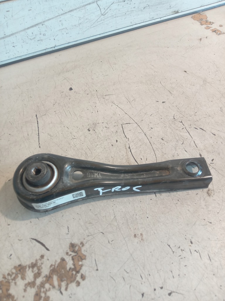 фото №1, Vw t-roc кронштейн коробки 5q0199855m