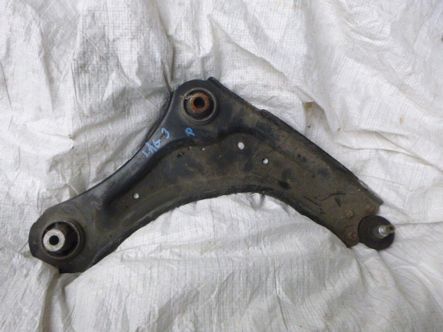 фото №1, Renault laguna iii рычаг правый перед