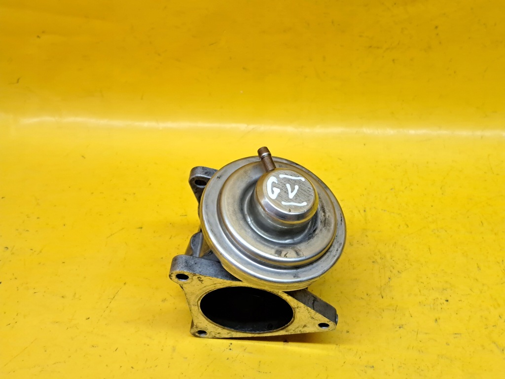 фото №1, Клапан egr vw golf v 1,9 tdi 03-09r .