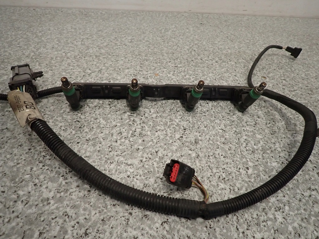 фото №6, Mazda 2 mazda2 1.25 бензин 03-07 форсунки молдинг