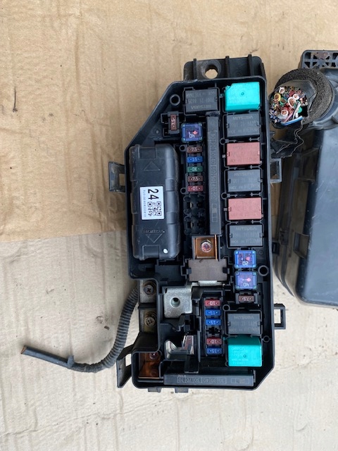 фото №5, Honda accord viii 2.2 коробка запобіжників