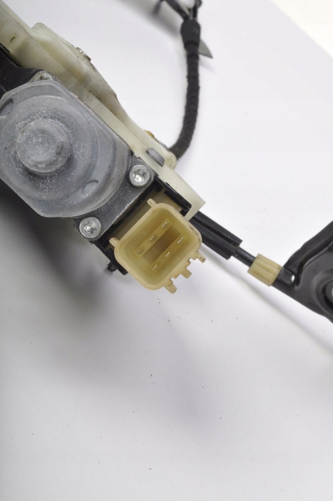 фото №6, Maserati ghibli iii подъемник стекло правый перед