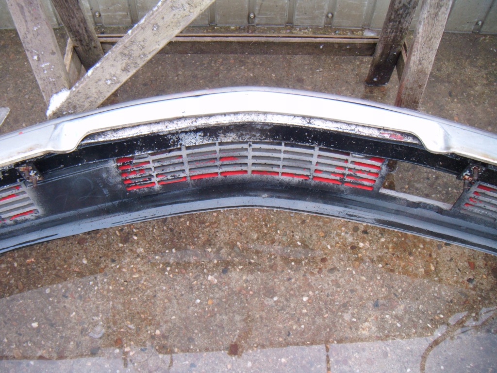 Mercedes w126 79- бампер перед Ціна