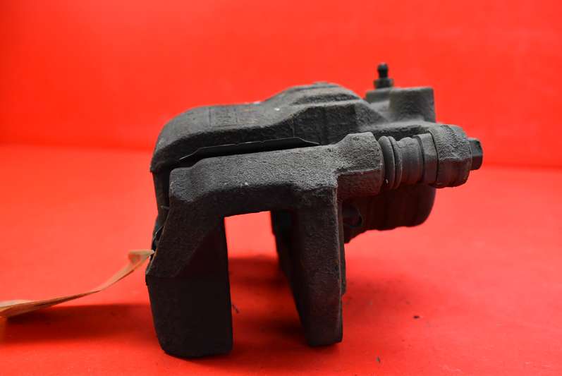 фото №6, Супорт гальмівний правий перед mazda 2 ii de 1.4 citd 68 km 07-10