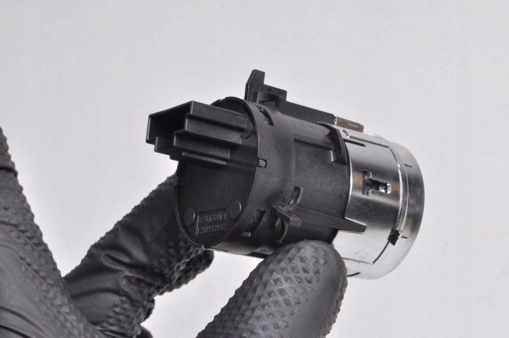 фото №3, Mercedes glc x253 w213 w205 кнопка запуск стоп a2139055500