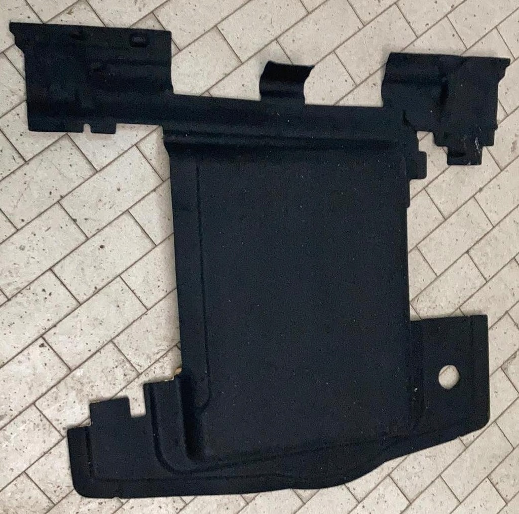 фото №1, Полка пол защита багажника renault captur 849306669r