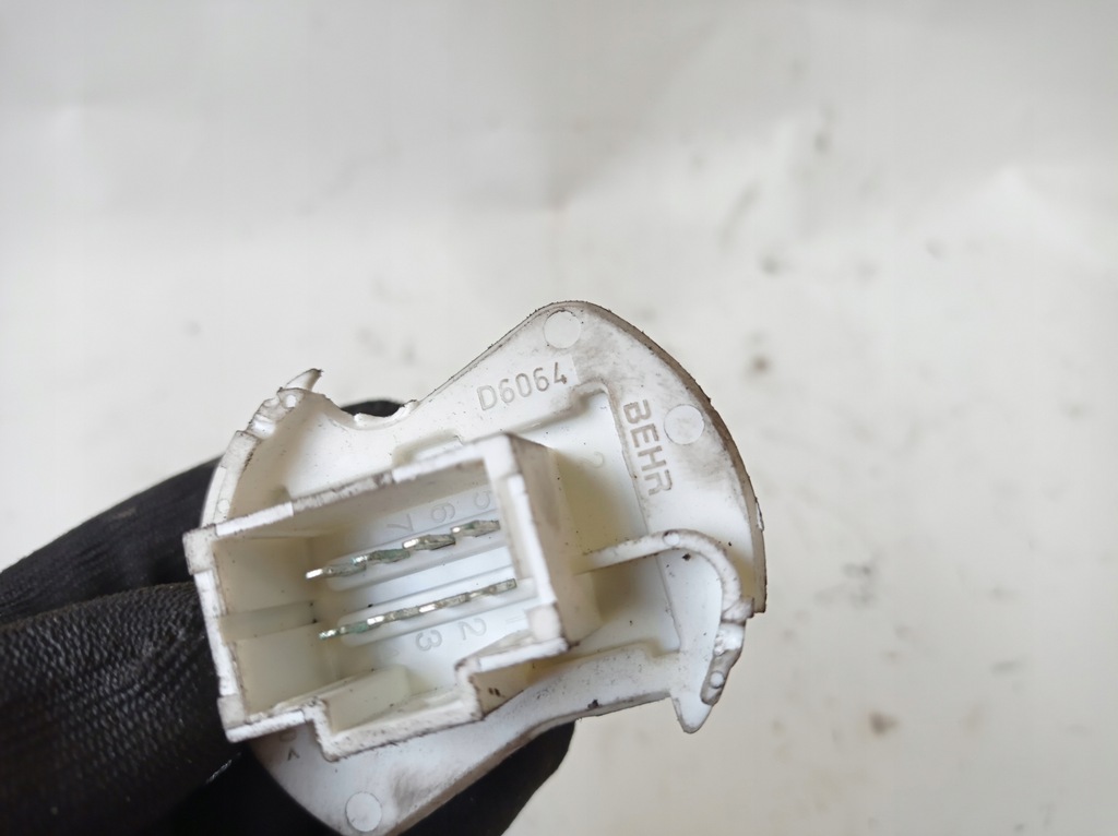 фото №4, Резистор вентилятор renault master d6064