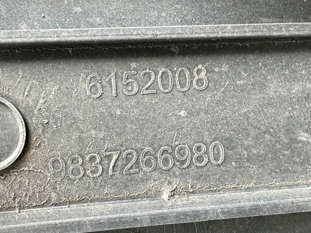 Бампер передний перед peugeot 308 3 t10 21r Оригинал