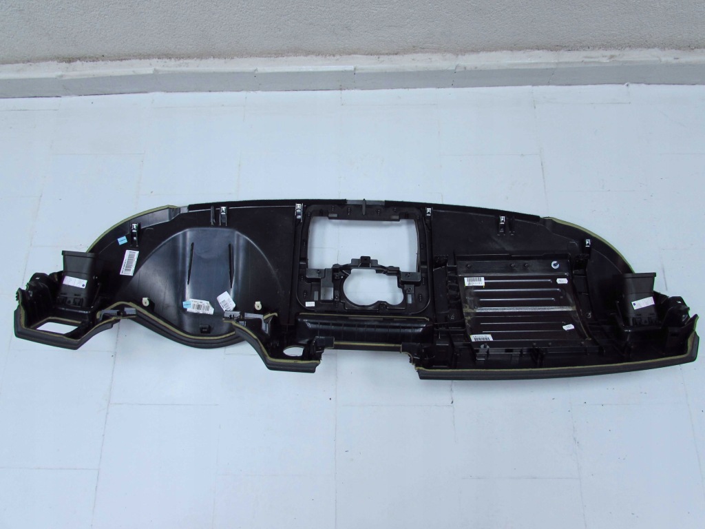 Volvo c30 c70 s40 v50 04-13 панель приладів приладова панель  панель приладів англієць  uk navi в Україні