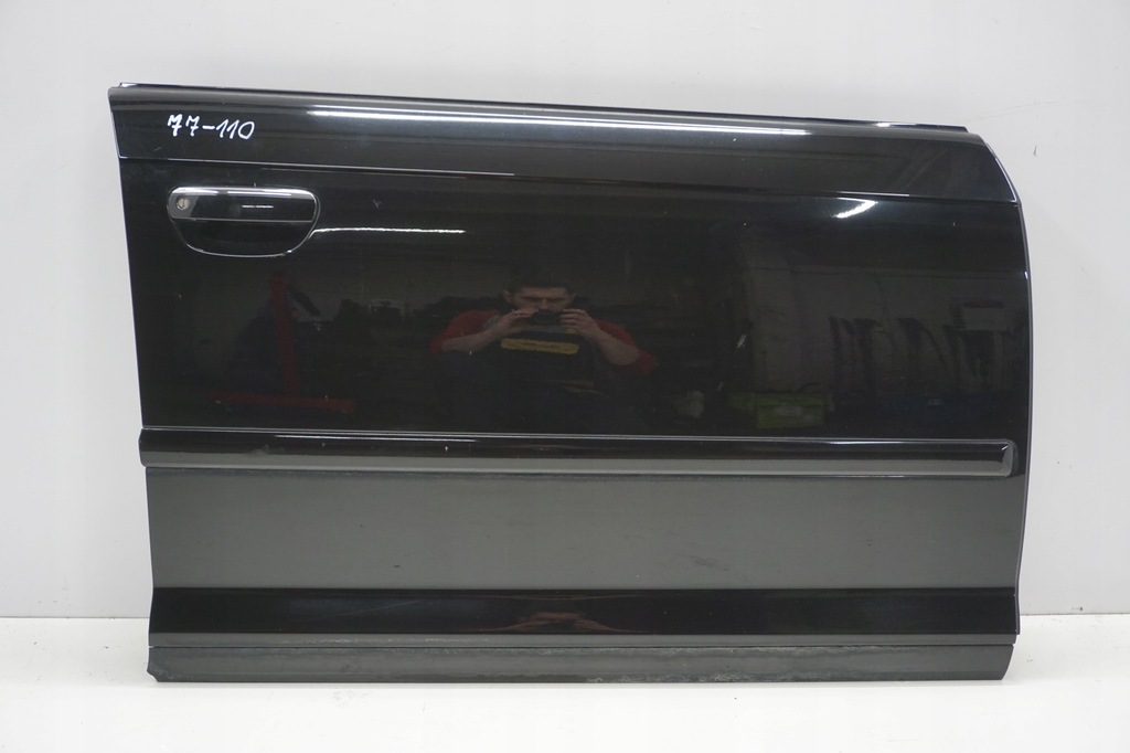 фото №1, Audi a3 8p lift sportback двері правий перед передні ly9b