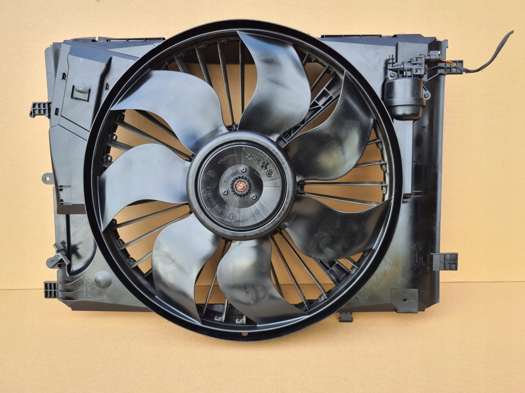 фото №1, Вентилятор mercedes w212 x204 w207 cls w204 glk