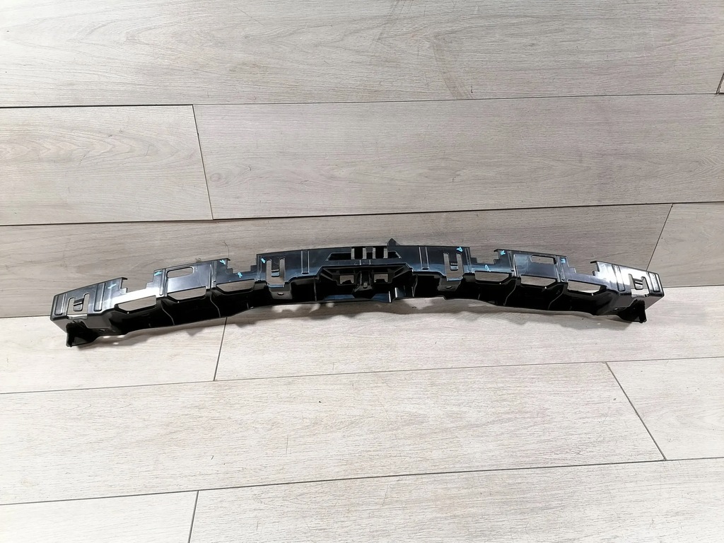 фото №11, Macan направляющая средний бампер задняя 95b807863d