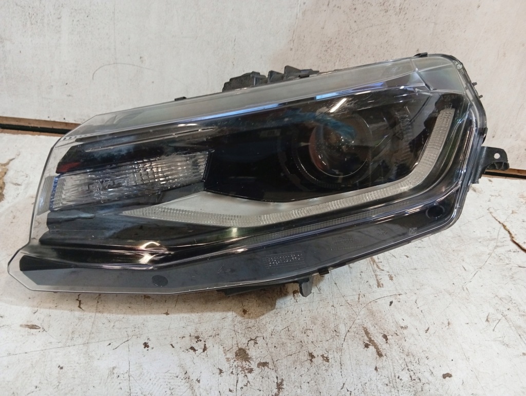 фото №1, Лампа chevrolet camaro 6 vi 16+ левая перед