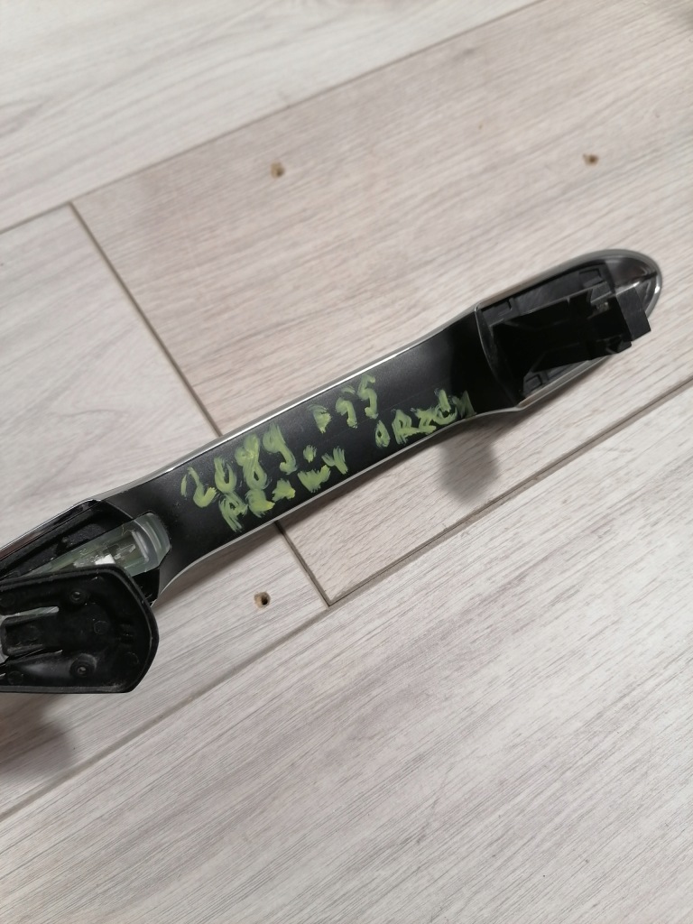 Mini cooper f55 ручка правий перед 14321420 Недорого