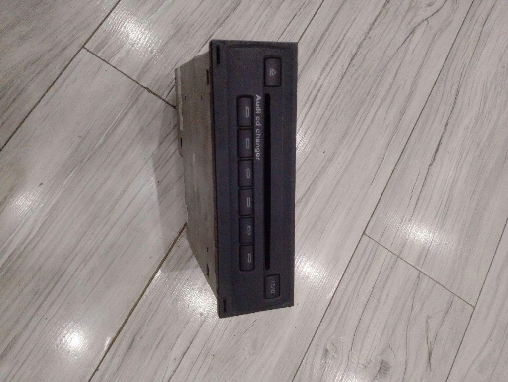 Купить Чейнджер дисков cd audi a6 c6 4e0035111