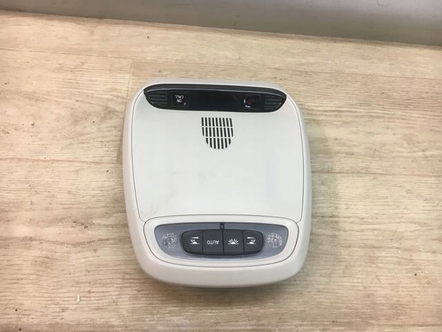 фото №1, Volvo xc40 лампа потолочный 31419483