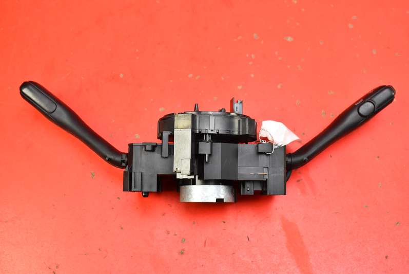 фото №6, Переключатель комбинированный подрулевой переключатель 8l0953513g skoda octavia 1 i kombi 99r