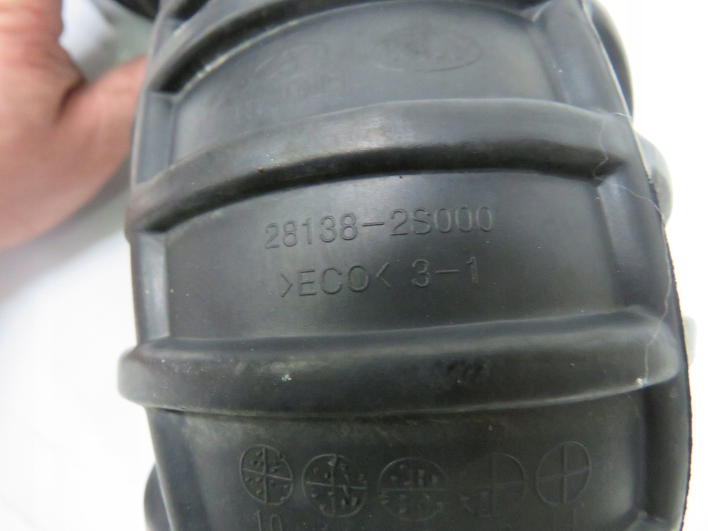 фото №4, Kia sportage iii 2.0 crdi труба воздухозаборник воздуха