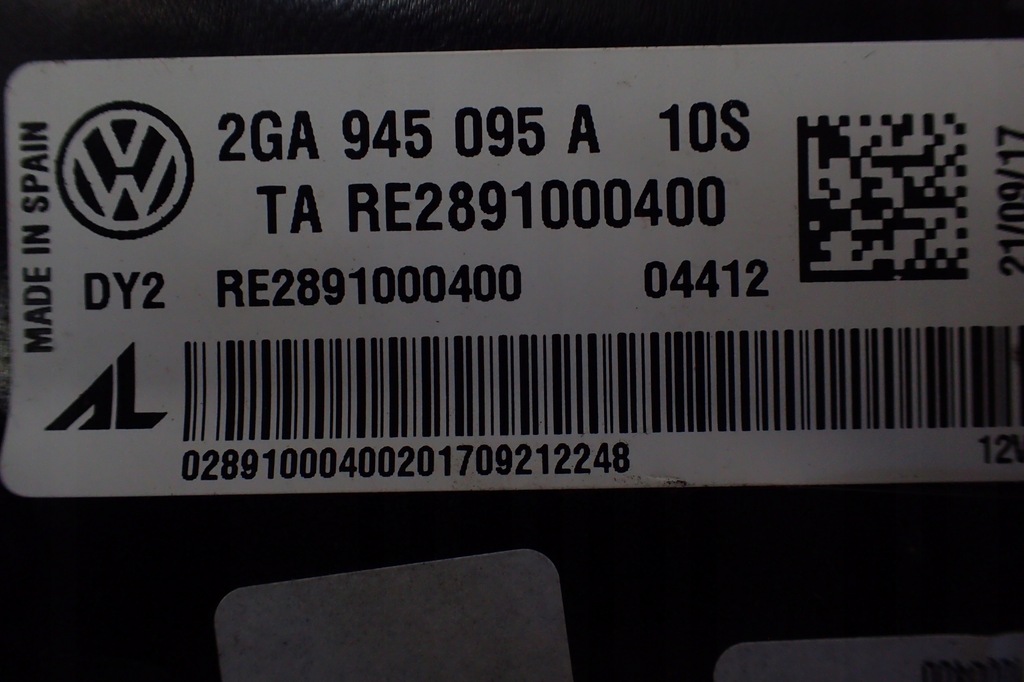 фото №4, Vw t-roc лампа задняя левая led 2ga945095a