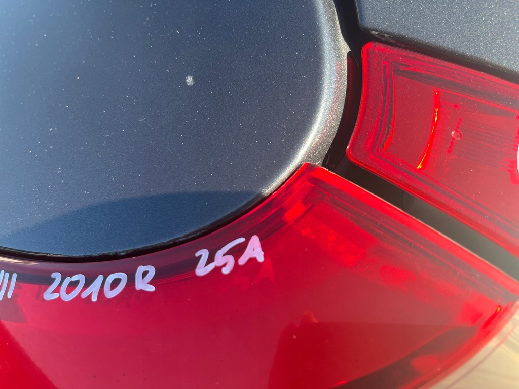 фото №8, Renault megane iii лампа левая задняя левый задняя с крыла крыло uk [teb66]