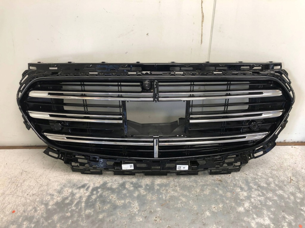 Купить Решётка радиатора решётка радиатора led pdc камера под радар mercedes w214 a2148806001