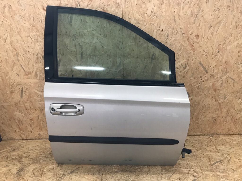 фото №1, Двері правий перед voyager iv