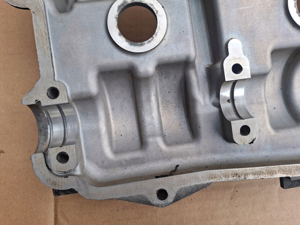 фото №6, Крышка клапанов porsche 911 996 04r 1046377r