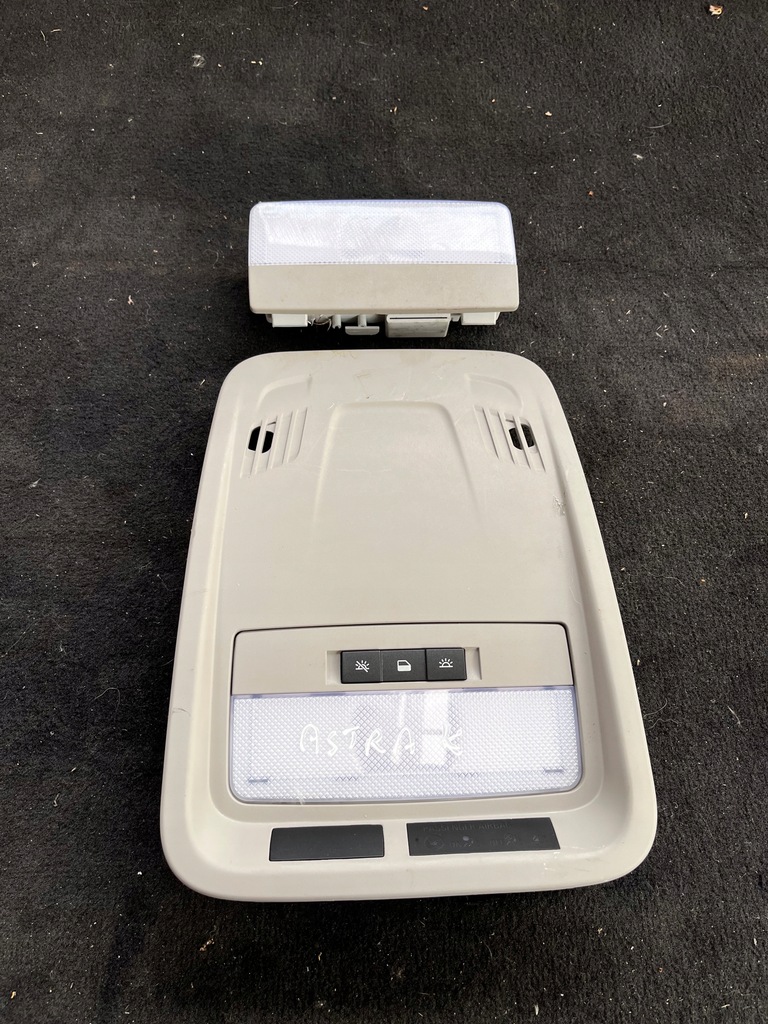 фото №1, Opel astra v k лампа потолочный