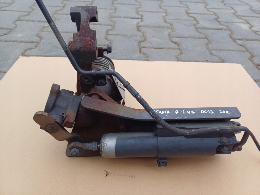 фото №1, Привід клапана кронштейн дросельна заслінка egr scania r s ntg lng 2310764