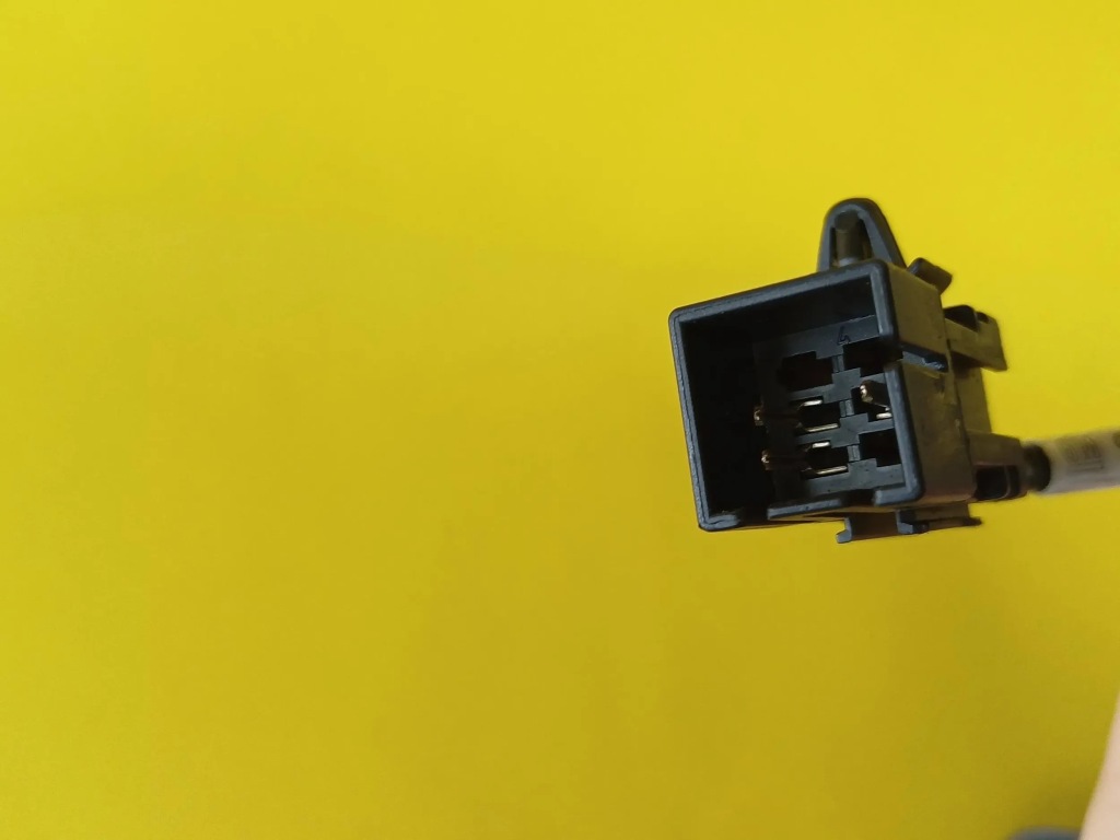 фото №7, Переключатель панель окон opel omega b sedan 03155011 / 30438547 nr524