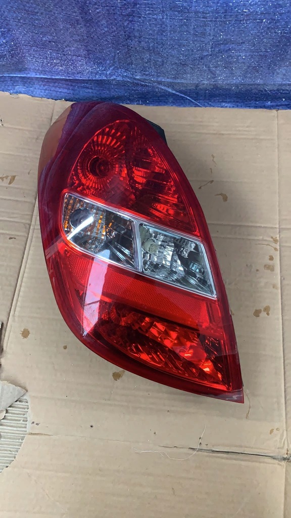 фото №1, Hyundai i20 2008-2012 лампа задняя левая задняя