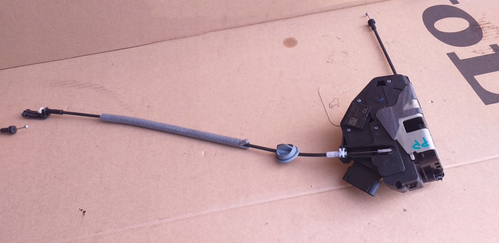 фото №1, Volvo s60 ii v60 замок дверь правый перед 31301740