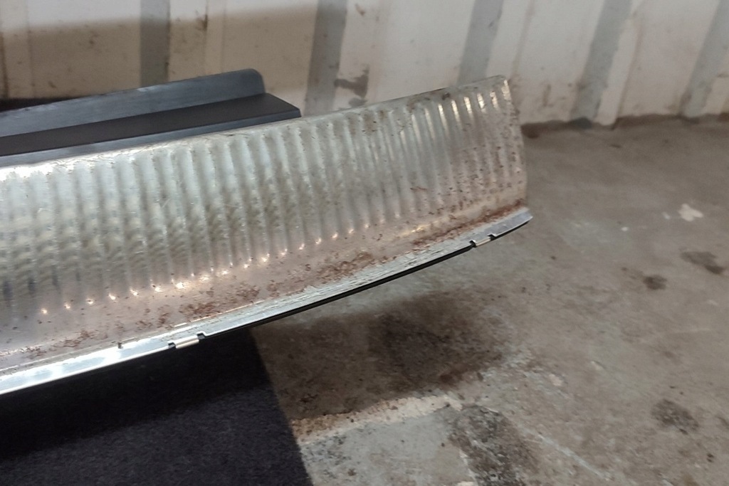 фото №11, Защита замка крышки audi q7 4l 4l0864483 3.0l бензиновый 206kw 2014