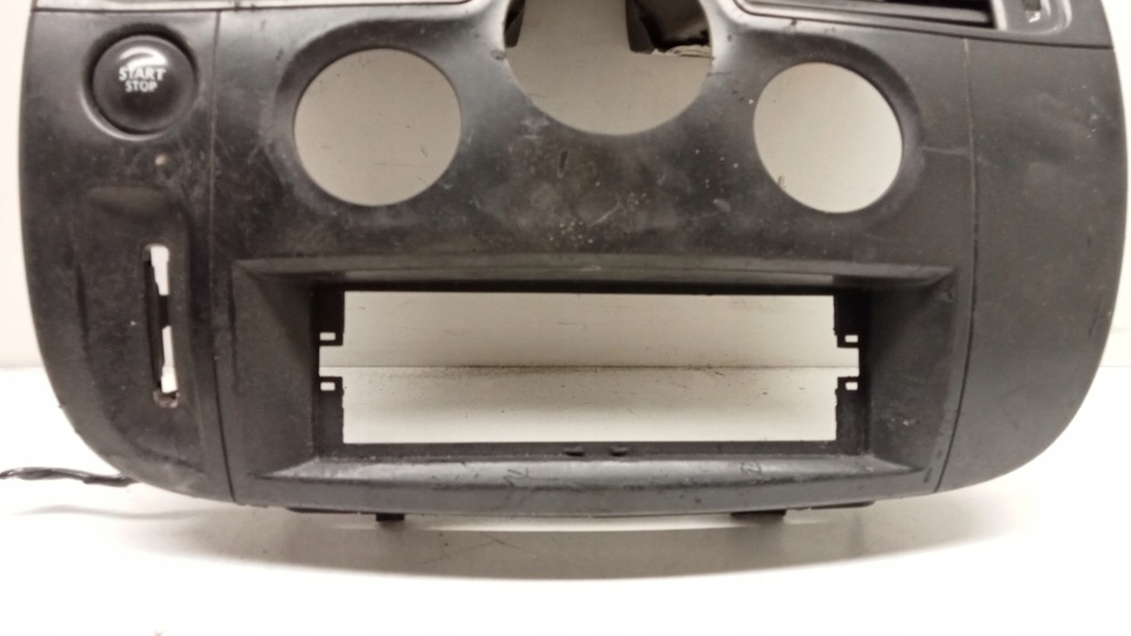 фото №3, Решётки обдув запуск стоп рамка радио средняя renault scenic ii 2003-09