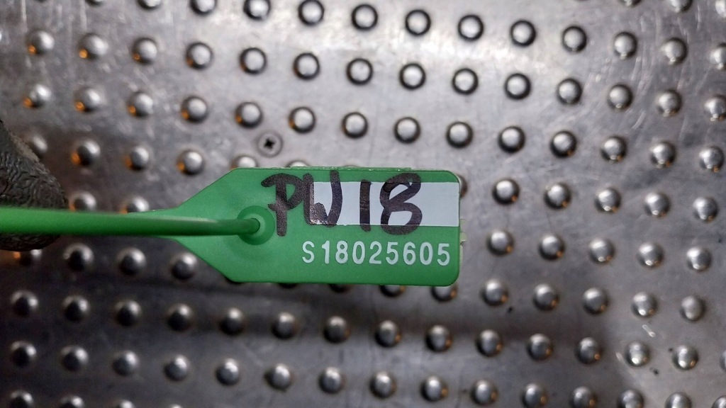 фото №6, Шланг кондиціонера 5q0820743g vw passat b8 golf vii a3 8v leon iii arteon