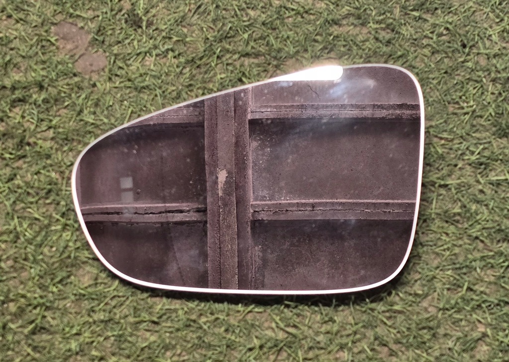 фото №1, Вкладиш лівий дзеркало porsche 911 992