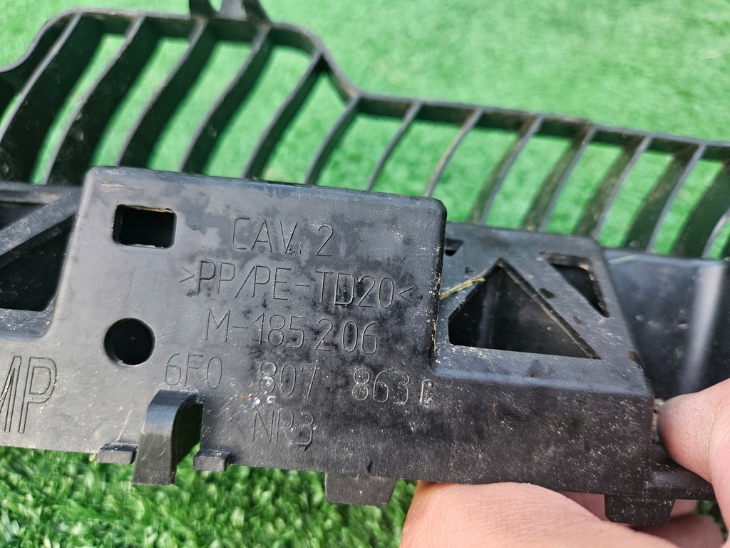 фото №11, Направляющая бампера задняя seat ibiza v 5