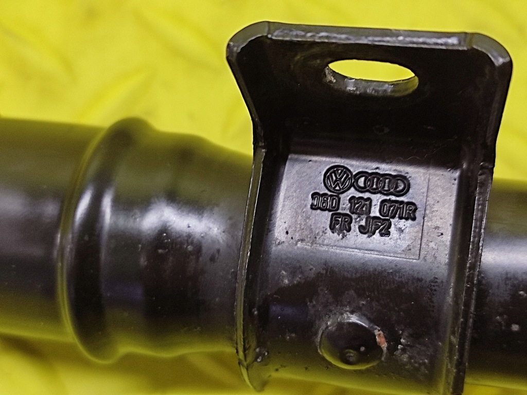 фото №8, Audi a6 c6 2.0 fsi шланг wody 06d121071r