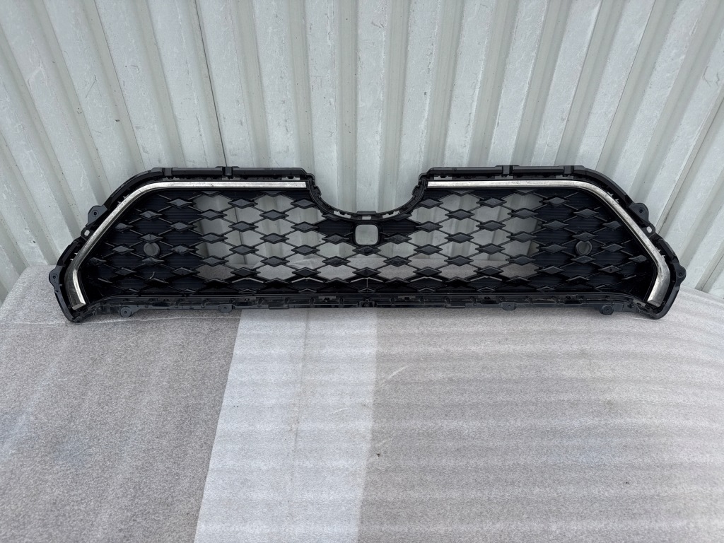 фото №1, Toyota rav4 v решітка радіатора решітка радіатора бампера 53112-42250