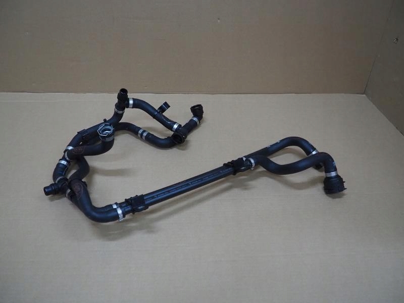 фото №1, Wąż труба шланг wody магистраль mercedes eqb 300 x243