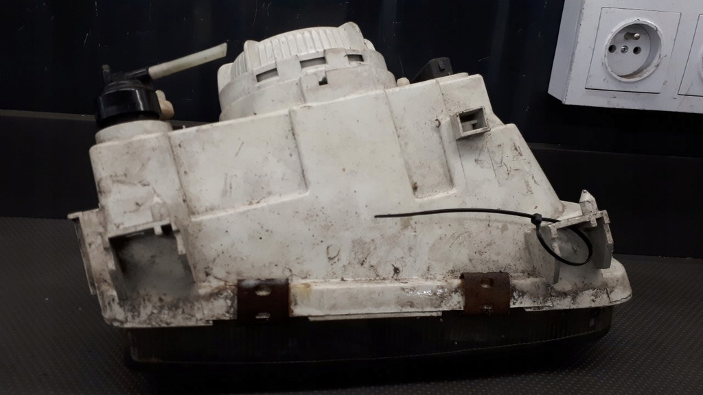 фото №10, 246055-00 фара левый 5d skoda felicia 94-98 hella