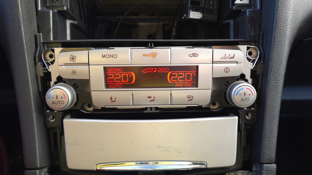 фото №1, Ford galaxy mk3 06-10 r. панель обдув кондиционера na задняя 3 ряд 2008 rok