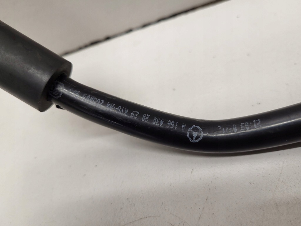 Шланг патрубок трубка вакууму mercedes-benz gle w166 w292 a1664302029 в Україні