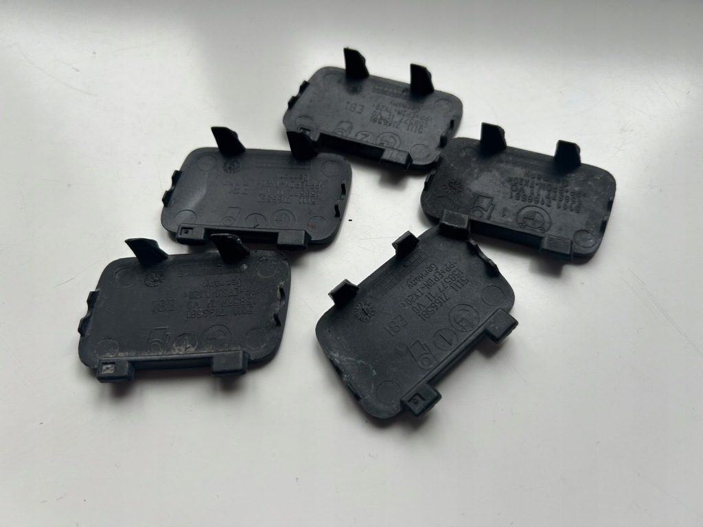 фото №10, Bmw seria 1 e81 e87 стандарт lift 07-11 заглушка фаркоп перед оригінал