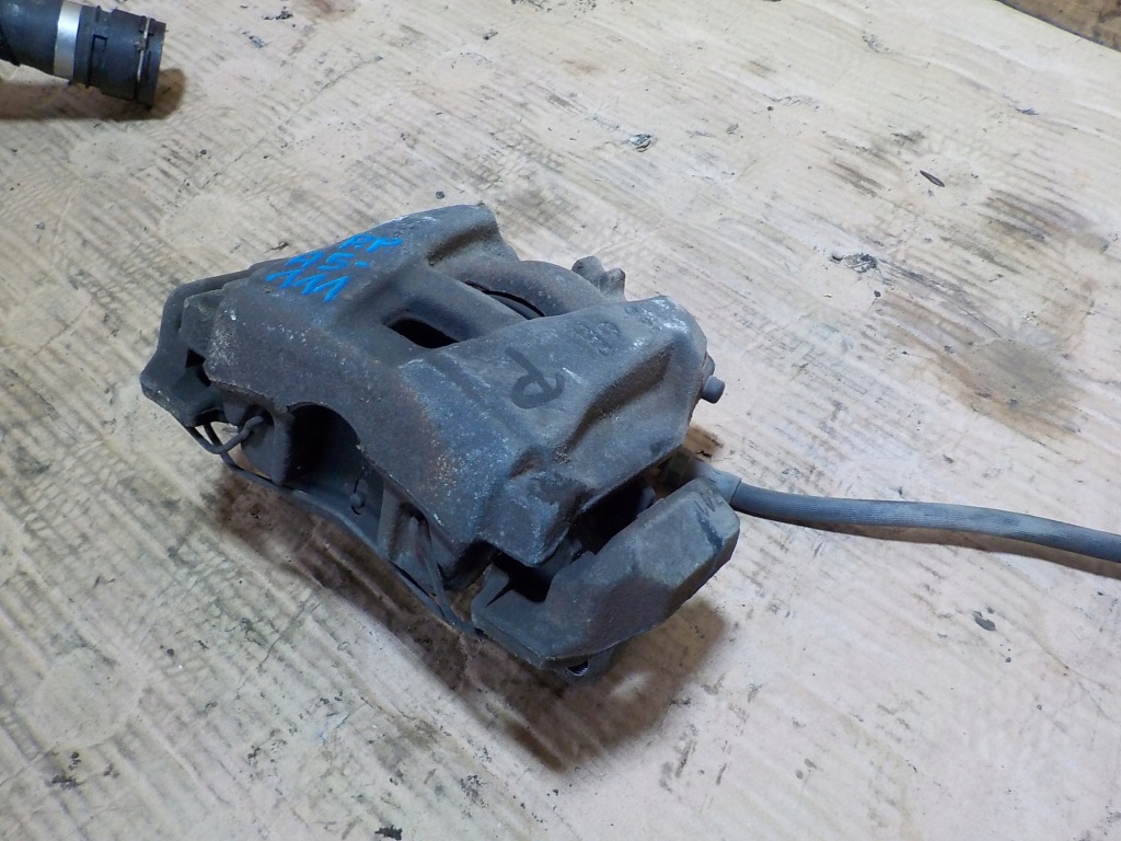 фото №3, Audi a5 2008r 2.0tfsi coupe супорт правий передній