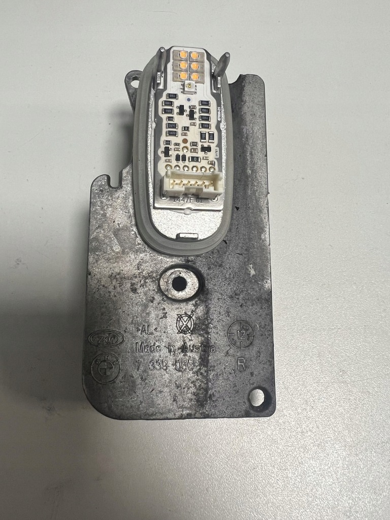 фото №1, Bmw 7 f01 f02 f03 f04 блок управления led фара перед правая 7339056 2014