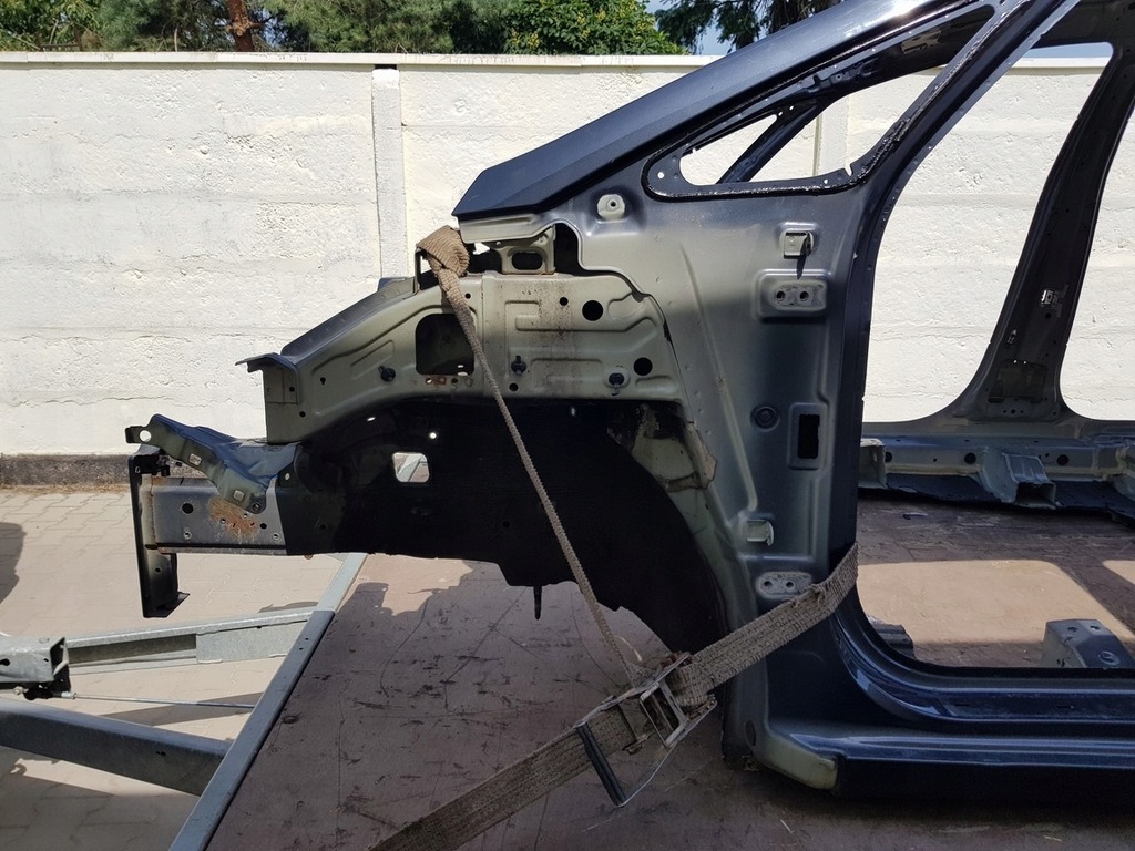 фото №3, Carens iv четверть лонжерон подкрылок левый перед