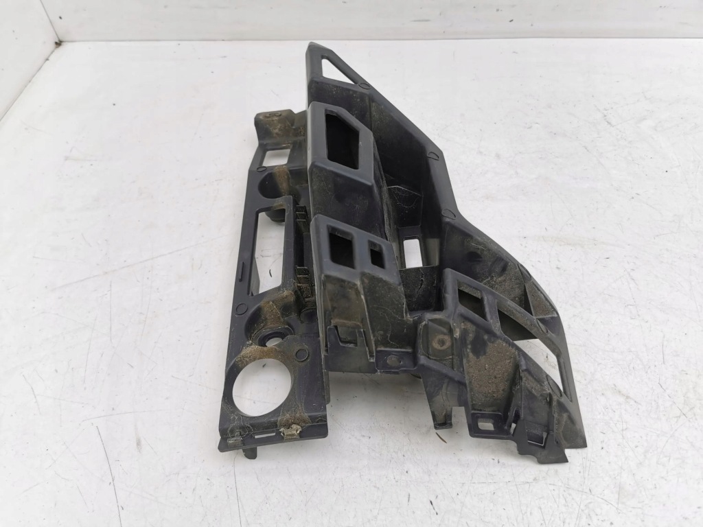 фото №7, Peugeot 3008 ii напрямна бампера заднього 2018